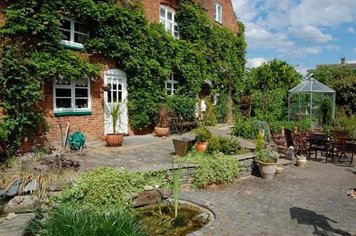 Old Ivy House Bed & Breakfast Nuneaton Eksteriør billede